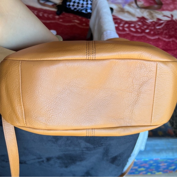 Fossil Skylar Hobo Crossbody Shoulder Bag - Picture 6 of 7